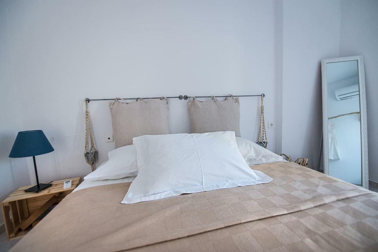 Aquarella-Stylish Veranda Apartment In Centre Of Poros Town Exteriér fotografie